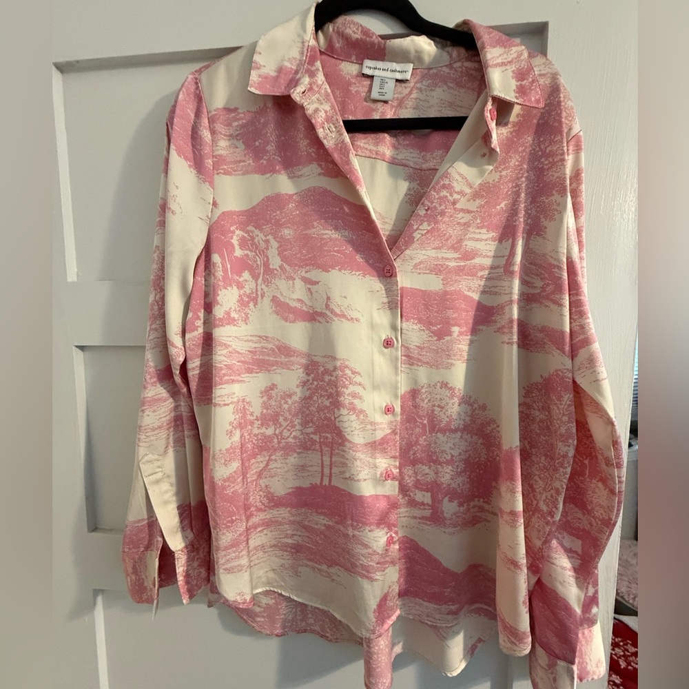Pink and Cream Toile Button-Up Blouse, size Large